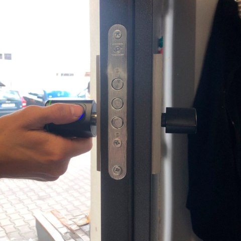 Zamek elektroniczny SMART wkładka inteligentna do drzwi odcisk palca bluetooth Zamek elektroniczny SMART wkładka inteligentna do drzwi odcisk palca bluetooth