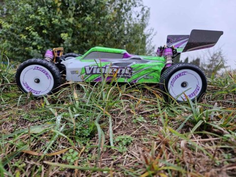 Samochód zdalnie sterowny WLToys 104002 1:10 4WD 2,4Ghz Samochód zdalnie sterowny WLToys 104002 1:10 4WD 2,4Ghz
