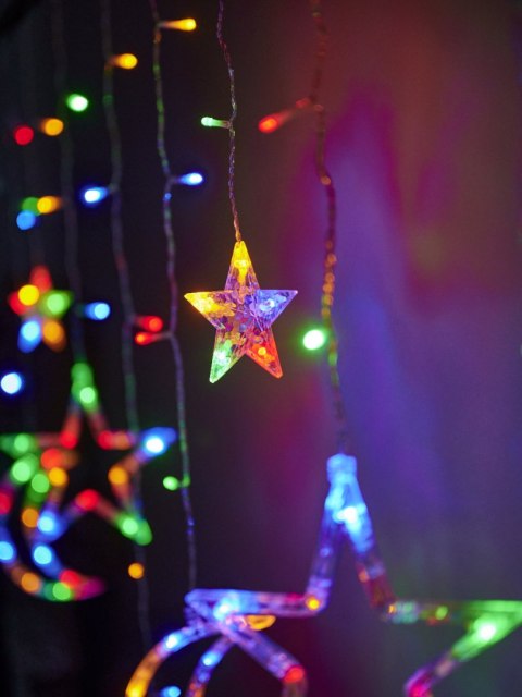 Lampki LED kurtyna księżyc gwiazdy 2,5m 138LED multikolor Lampki LED kurtyna księżyc gwiazdy 2,5m 138LED multikolor