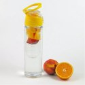 butelka bidon, wkład na owoce, 0.8L pojemności, Kinghoff, zdrowe nawodnienie, owocowa woda, orzeźwiający napój, ekologiczny wybór, praktyczny design, sportowy bidon, łatwe czyszczenie, kolorowy wygląd, naczynie na napój, idealny do szkoły, wielokrotnego u