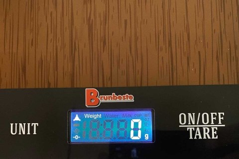 ELEKTRONICZNA SZKLANA WAGA KUCHENNA LCD do 5kg ELEKTRONICZNA SZKLANA WAGA KUCHENNA LCD do 5kg