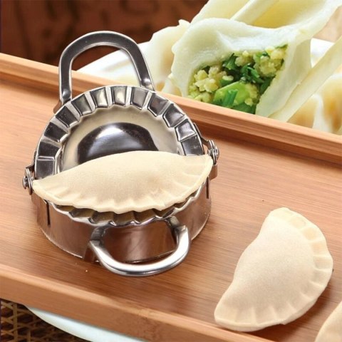 FOREMKA DO LEPIENIA PIEROGÓW 12cm 3009 FOREMKA DO LEPIENIA PIEROGÓW 12cm 3009