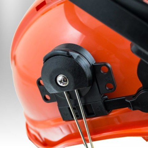 KASK OCHRONNY DLA DRWALA PILARZA KASK OCHRONNY DLA DRWALA PILARZA